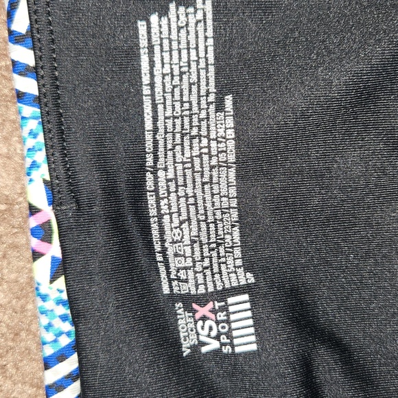 Pink by Victoria Secret capris - Picture 7 of 12